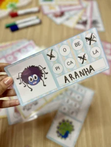 Kit Escrita Embaralhada – Animais Fofos (Leitura de Sílabas e Formação de Palavras)