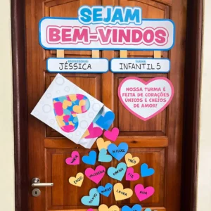 Painel de Porta “Sejam Bem-Vindos” | Tema Corações | PDF 23p | Inclui Caixinha + Montagem Passo a Passo