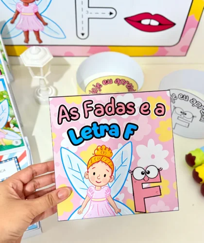 Capa do livro As Fadas e a Letra F com ilustração de fada